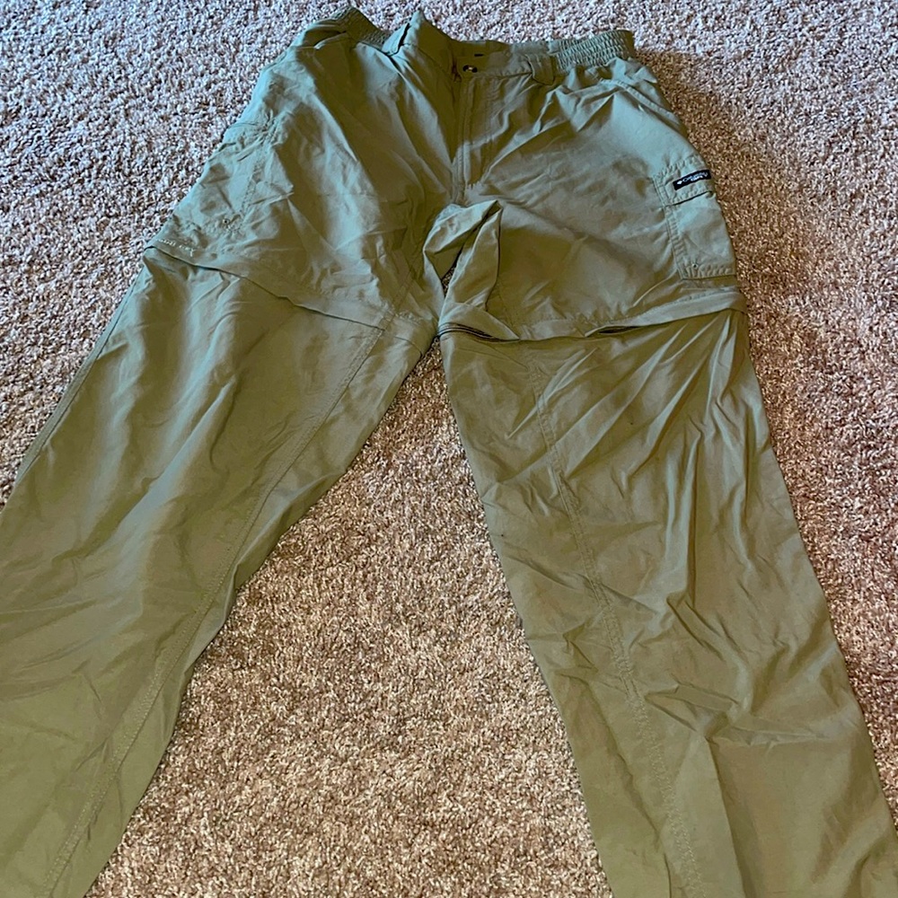 Columbia utility pants can turn into shorts